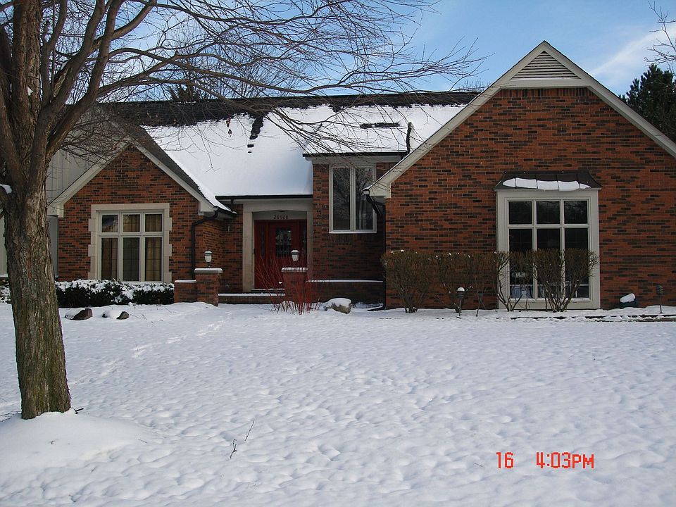 1st image of 28600 Glenbrook Dr