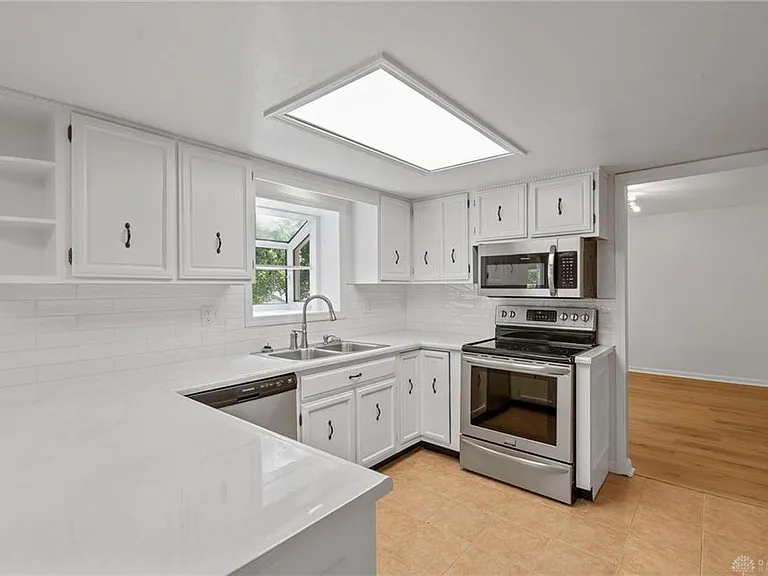 5420 Split Rock Dr — Photo 11