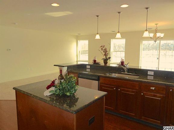 4th image of 1121 Park Ave Lot 142