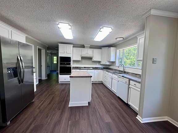 3rd image of 4065 Ruffin Road