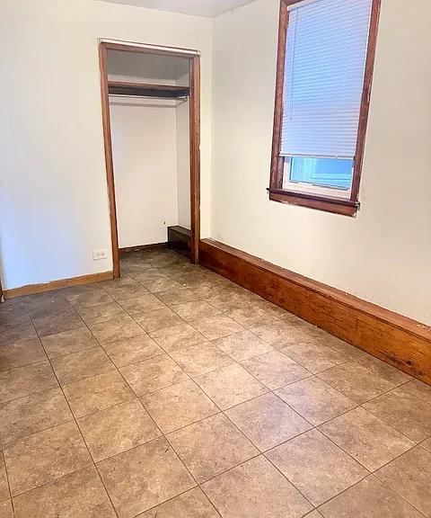 4430 N Saint Louis Ave #G — Photo 4