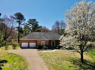 147 Sir Guy Dr, Weems, VA