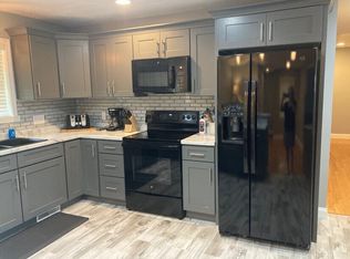 2136 Collins St, Morristown, TN 37814