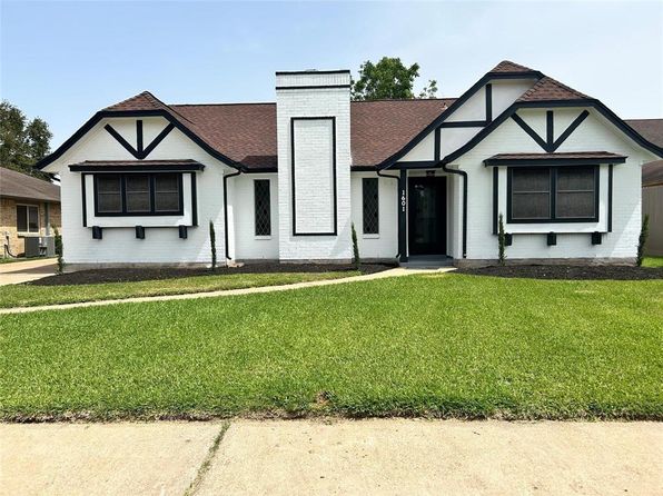 1601 Washington Dr