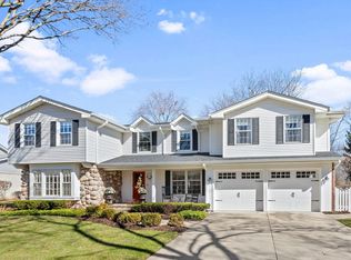1319 Christina Ln, Northbrook, IL