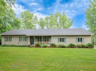 3083 N River Rd, Oconto, WI 54153