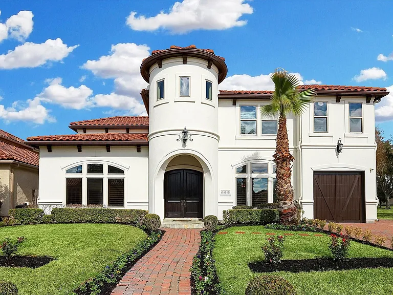 14202 Teal Cove Ln — Photo 1