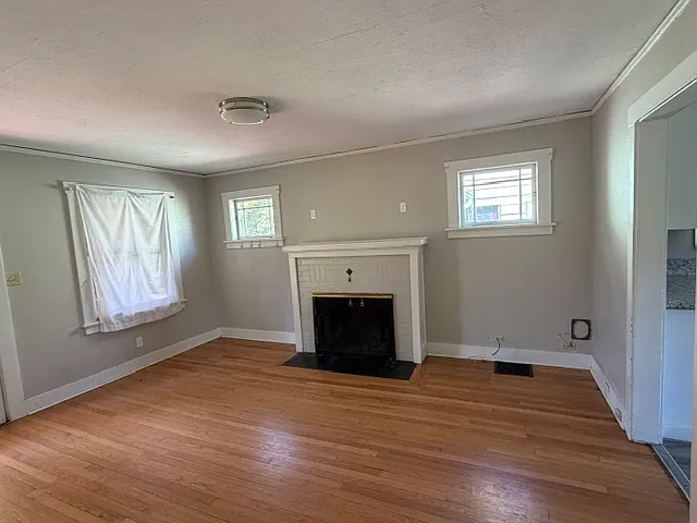 4925 N Willamette Blvd — Photo 2