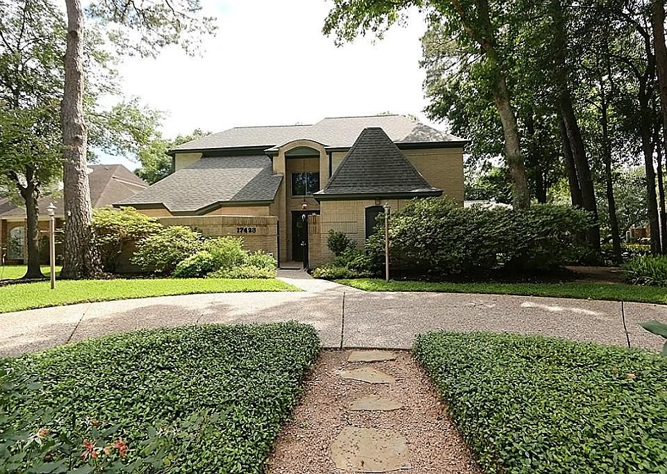 An Executive home built by Kickerillo. Quality construction radiates throughout this home.