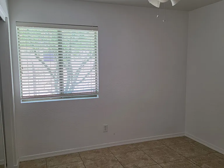 1726 E Oquitoa Dr — Photo 8