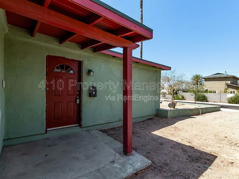 1117 N 13th St #1 — Photo 7