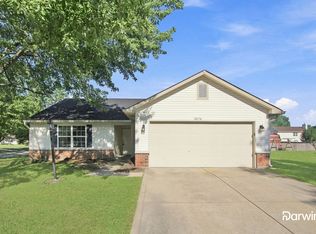 5074 Pine Hill Dr, Noblesville, IN 46062