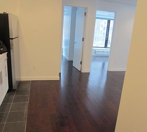4th image of 262 W End Ave Lbby C