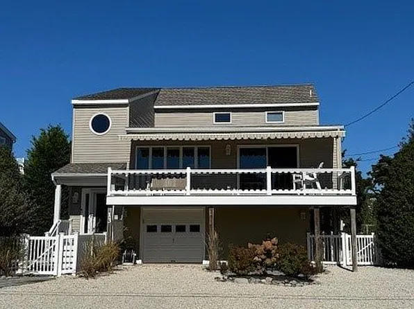 13 W 21st St, Barnegat Light, NJ 08006