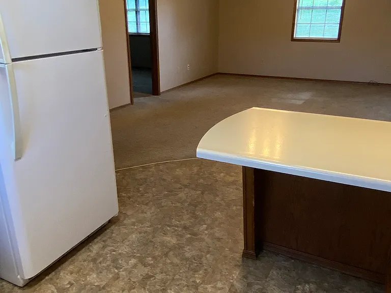 402 S Main St #4A — Photo 14