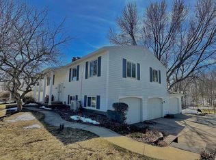 4210 Bay View Point, Traverse City, MI 49684