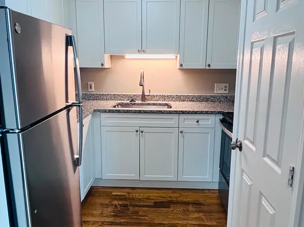 27 Division St #2, Chelsea, MA 02150