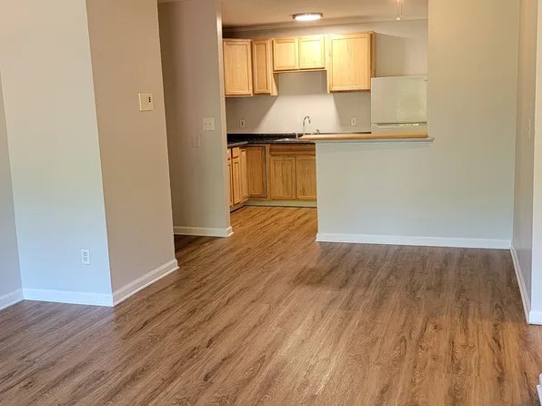 45 Donna Dr Unit C2, New Haven, CT 06513