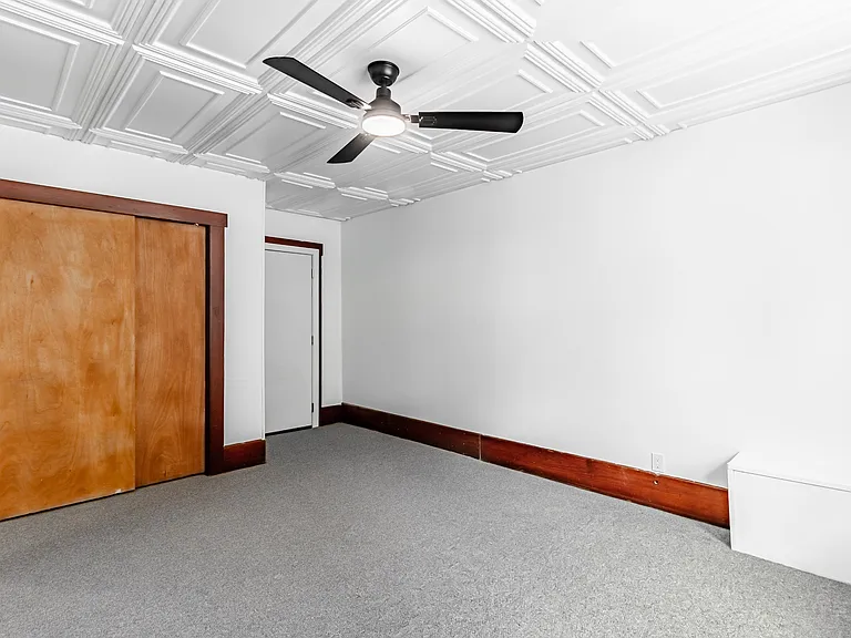 496 Dorsey Ave — Photo 117