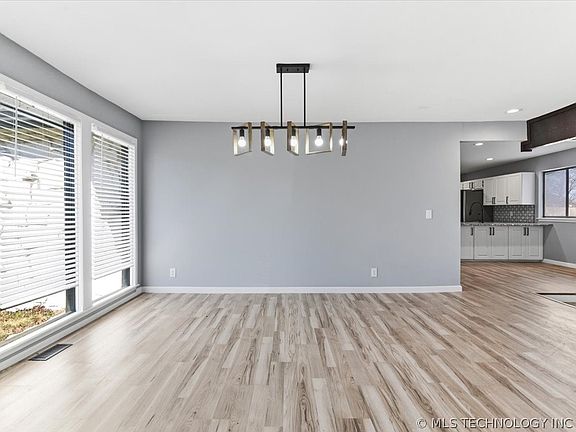 4th image of 9035 E 67th St