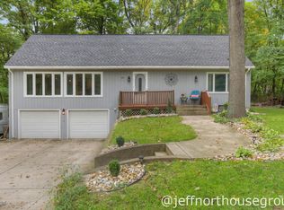 8181 Vergennes St SE, Ada, MI 49301