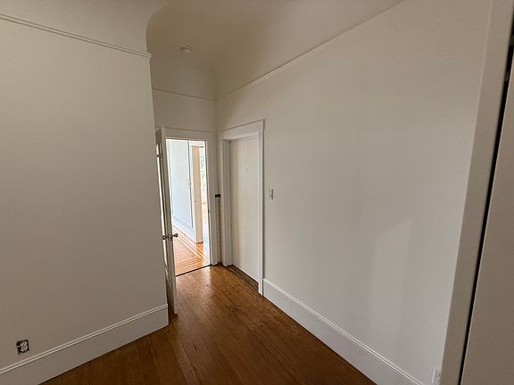 4th image of 532 Cole St #1