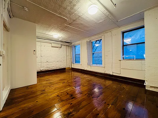 Rented by Building Equity Real Estate LLC | media 35