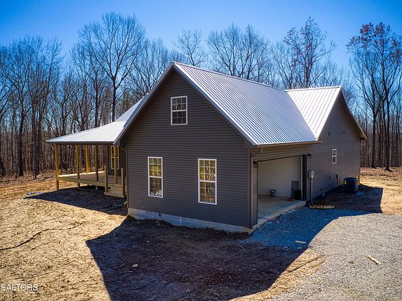 2nd image of 1230 Darrow Ridge Rd