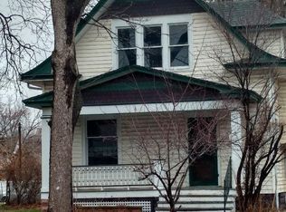 610 W South St, Salina, KS 67401