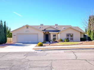 2617 Cheyenne Dr, Las Cruces, NM 88011
