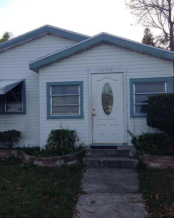 1st image of 350 NW 4th Ave