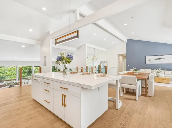 11234 Sun Valley Dr #11234, Oakland, CA 94605