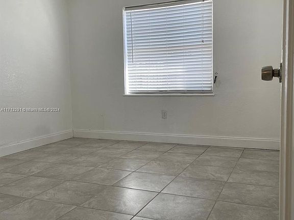 3rd image of 274 NW 44th St #1
