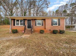 4600 Ridgeley Dr, Charlotte, NC 28208