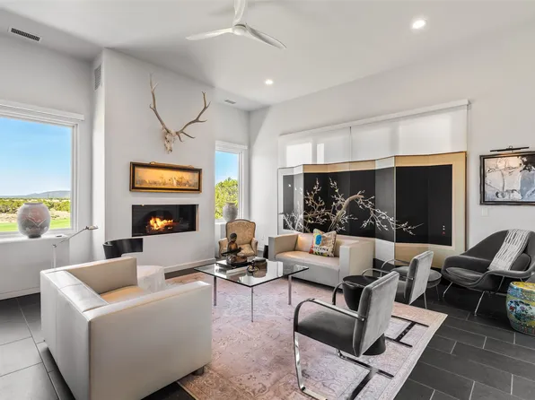 7 Valverde Ln, Santa Fe, NM 87506