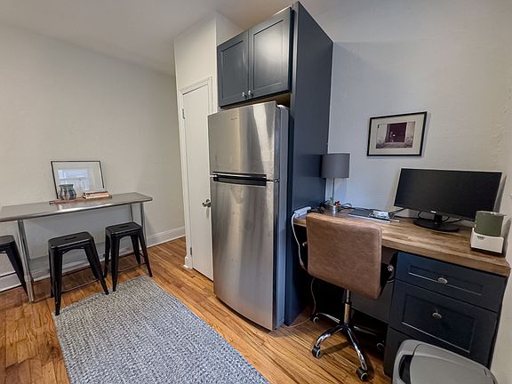 2nd image of 338 Lombard St APT 315