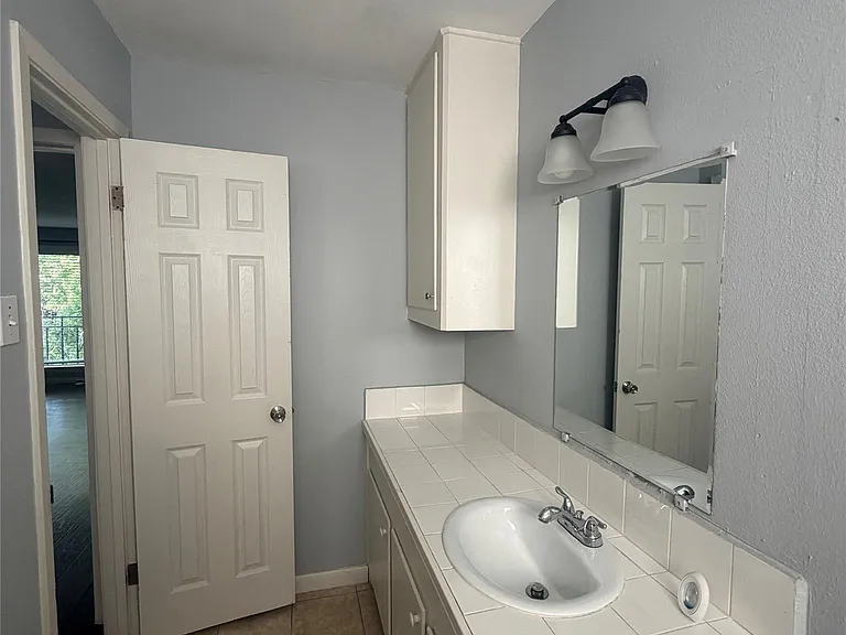 4624 Bell St #7 — Photo 9