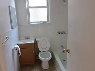 Rented by Realty 2000 Corp