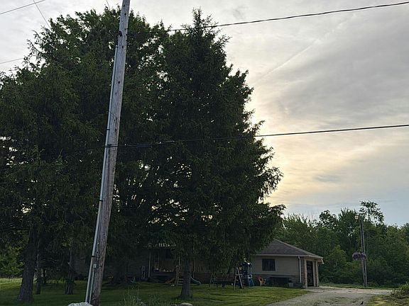 2nd image of 1526 State Route 534 S