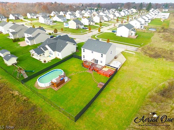 3rd image of 1376 Wood Fern Dr