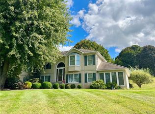 346 Walnut Dr, Northampton, PA 18067