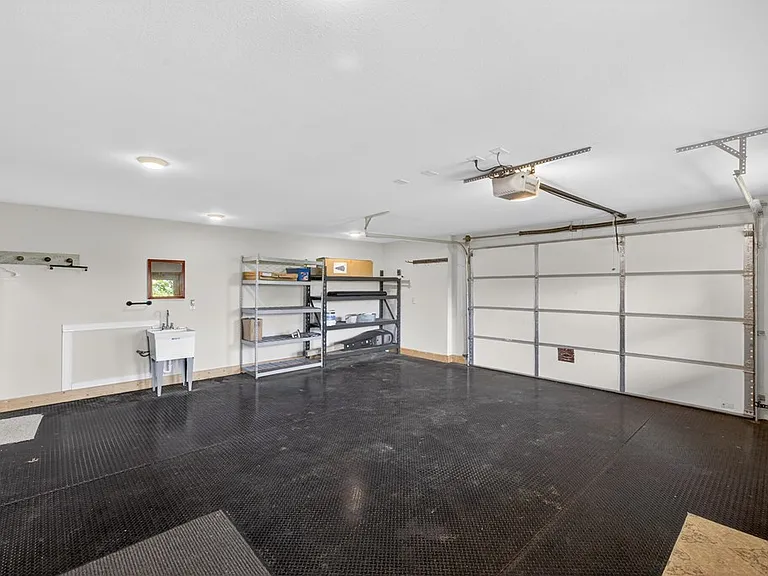 693 Knights Gap — Photo 32