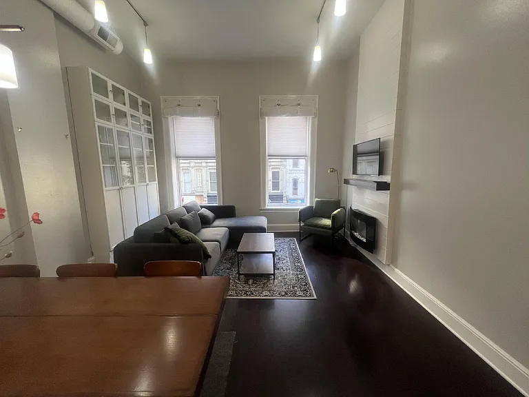 715 N Milwaukee St #302 — Photo 11