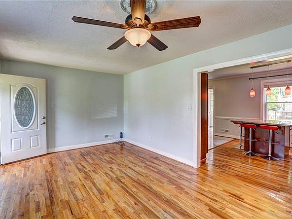 5th image of 9022 Sparrow Dr