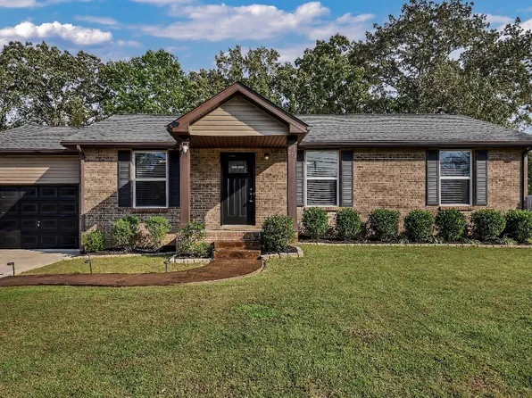 571 Donna Dr, Clarksville, TN 37042
