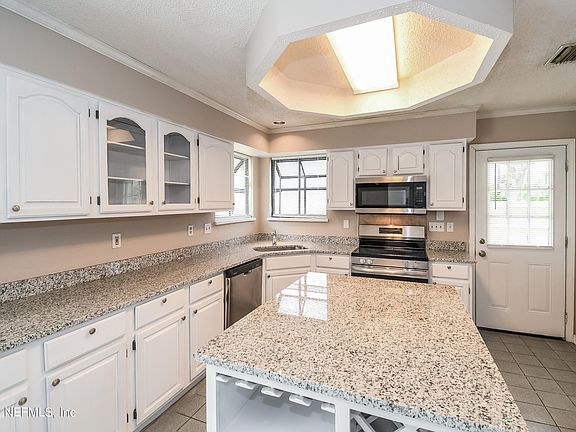 5th image of 6736 SHINDLER Drive