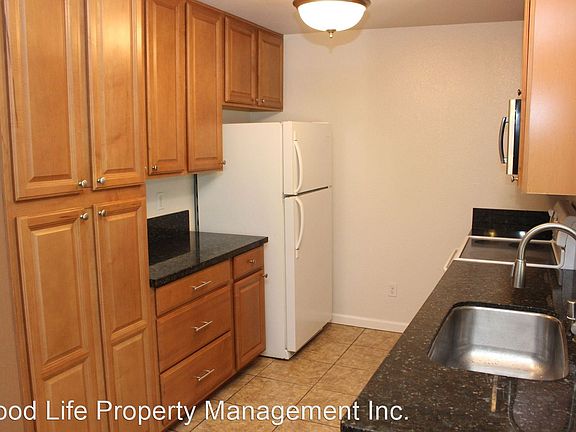 3rd image of 7048 Camino Degrazia Unit 229