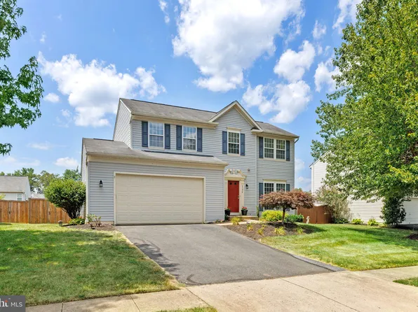 9740 Logan Jay Dr, Bealeton, VA 22712