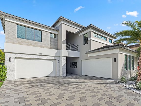 5th image of 17052 Rainbow Falls Trail