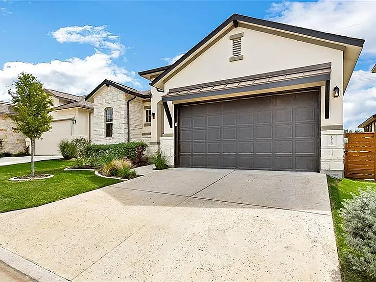 10709 Twisted Elm Dr — Photo 1